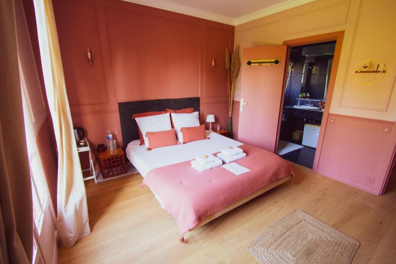 Bed and Breakfast Les Jardins De Beaumont Hem Esterno foto