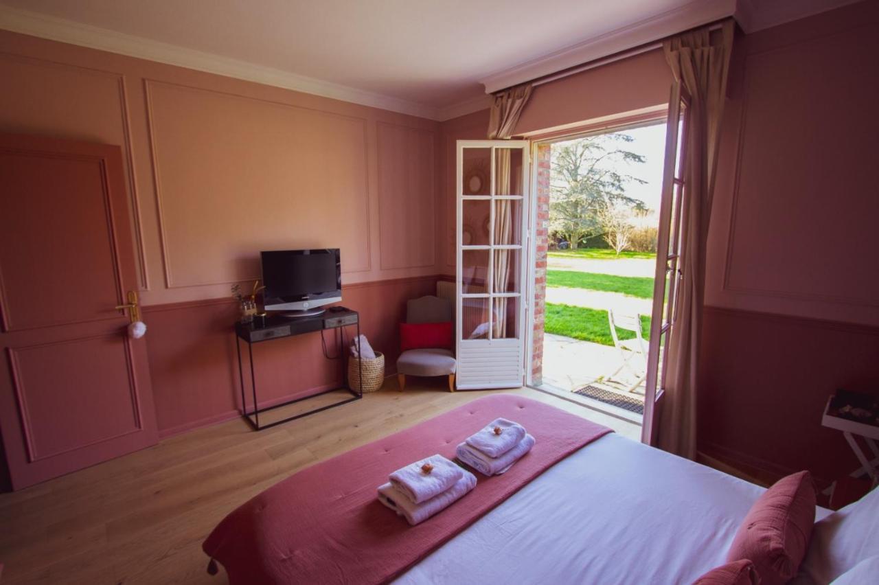Bed and Breakfast Les Jardins De Beaumont Hem Esterno foto