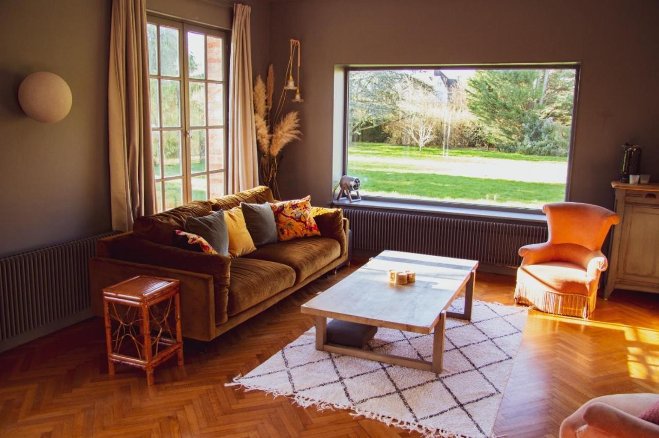 Bed and Breakfast Les Jardins De Beaumont Hem Esterno foto